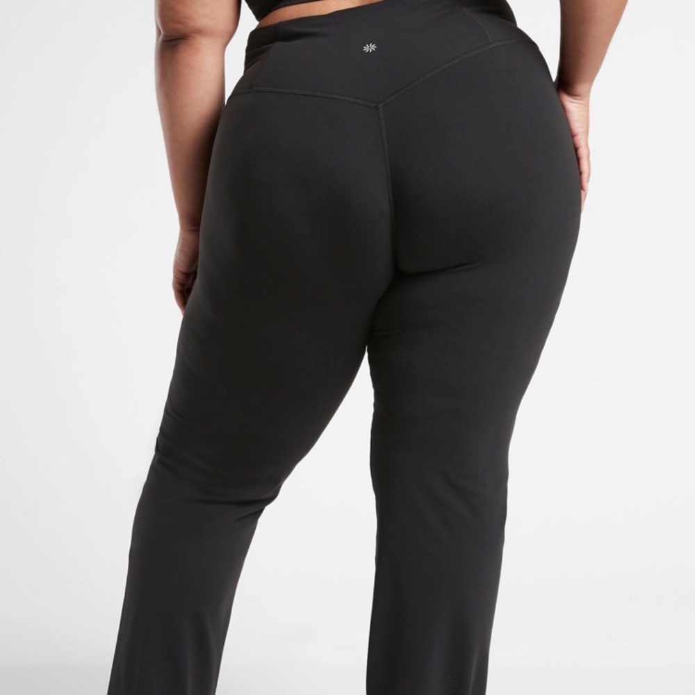 Athleta Elation Straight Leg Pant/Black/Size 2x